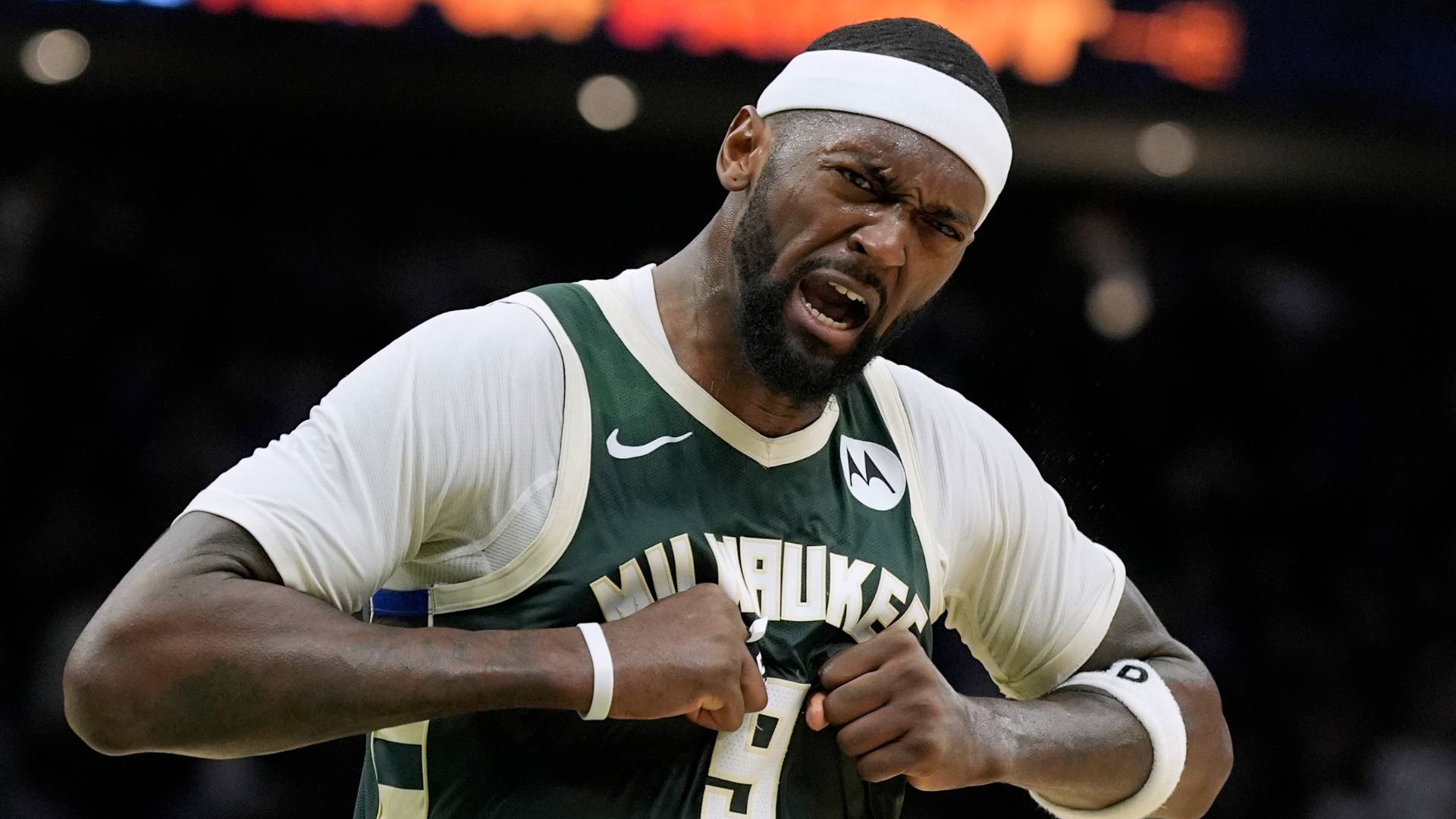 Bobby Portis Runs It Back with the Bucks