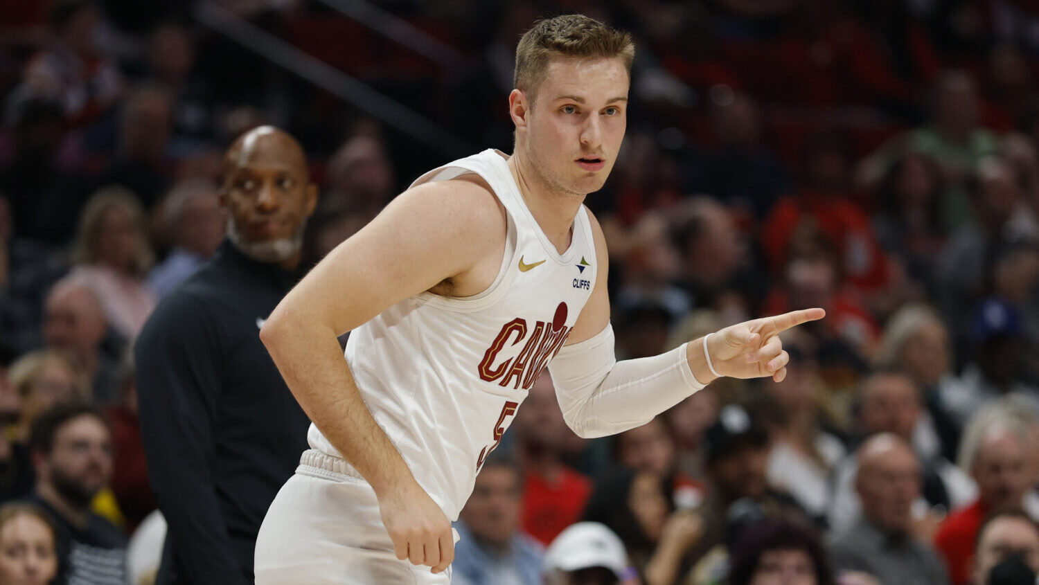 Sam Merrill Cashes In With Cavaliers