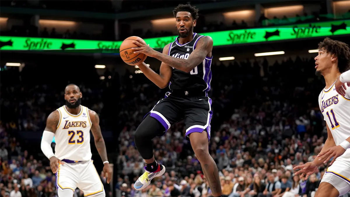 Bulls Stick with Donovan, Kings Shopping Again, Red Flags around Love