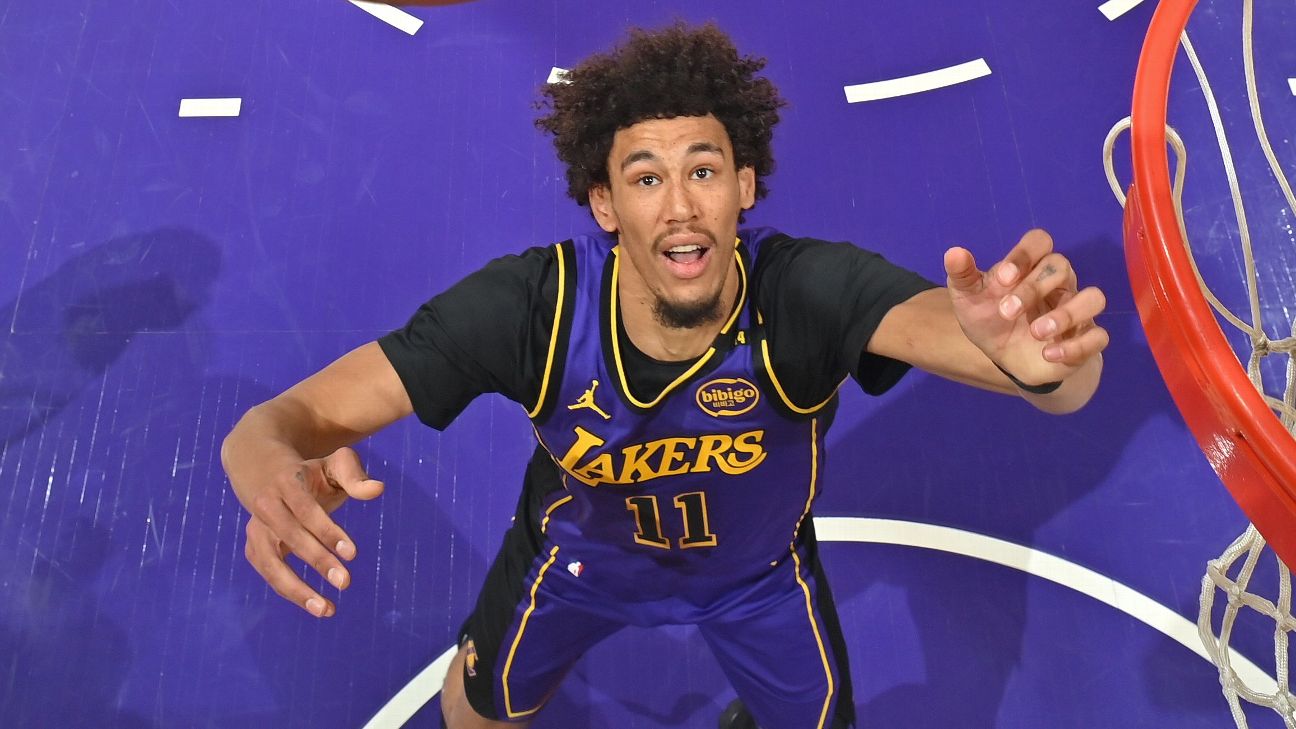 Jaxson Hayes signs back with lakers