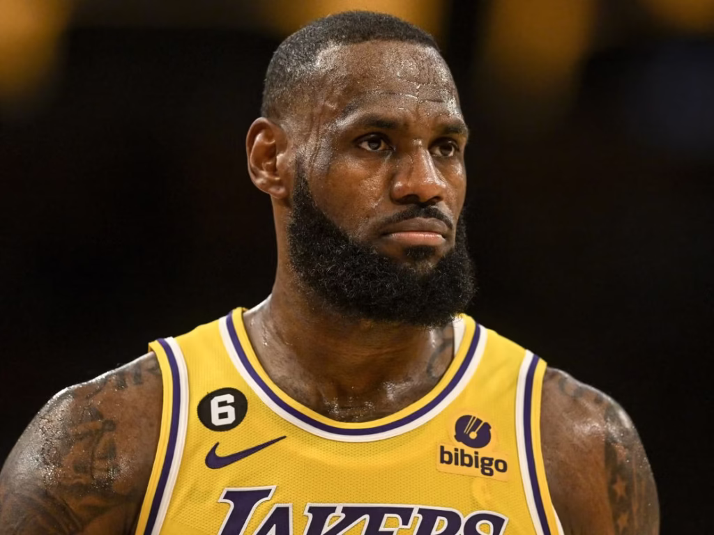 lebron james top 3 stats